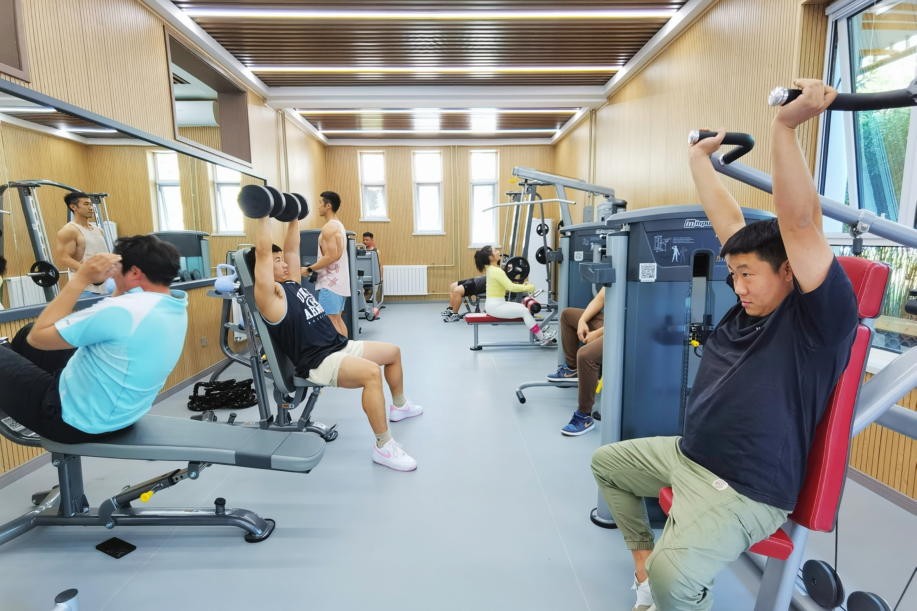 1728371378108053412.jpg 陡河热电公司职工健身中心开放啦~ (9).jpg